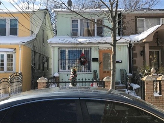 Single-family for Pre-foreclosure / auction South Richmond Hill, Queens