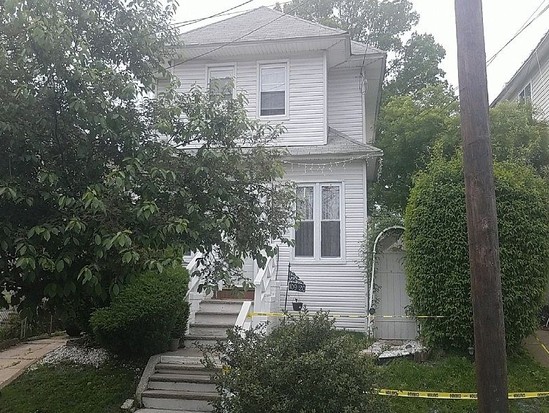 Single-family for Pre-foreclosure St Albans, Queens