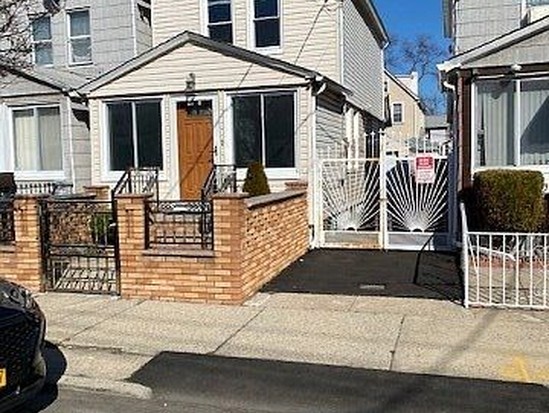 Single-family for Sale South Richmond Hill, Queens