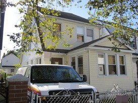 Home for Pre-foreclosure / auction Jamaica, Queens