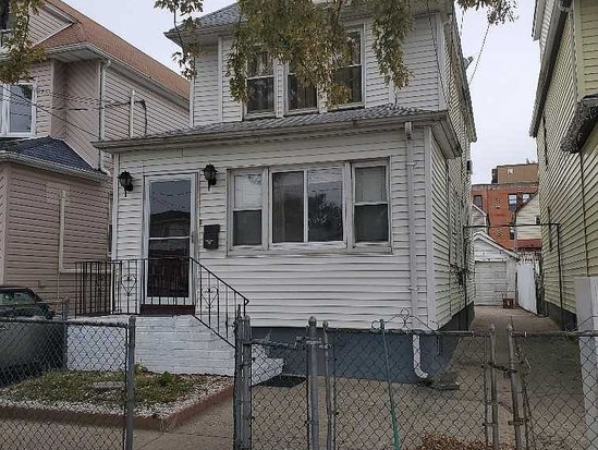 Single-family for Sale South Richmond Hill, Queens