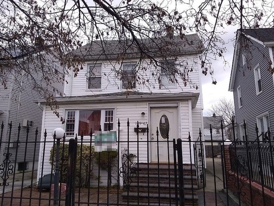 Single-family for Pre-foreclosure / auction St Albans, Queens