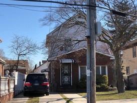 Home for Pre-foreclosure Queens Village, Queens