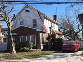 Home for Pre-foreclosure Queens Village, Queens