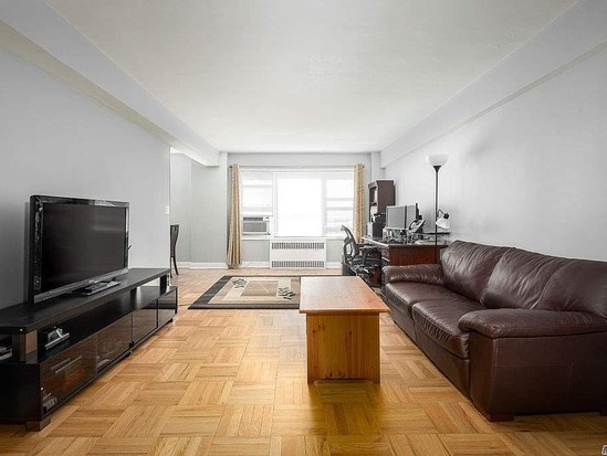 Condo for Sale Forest Hills, Queens