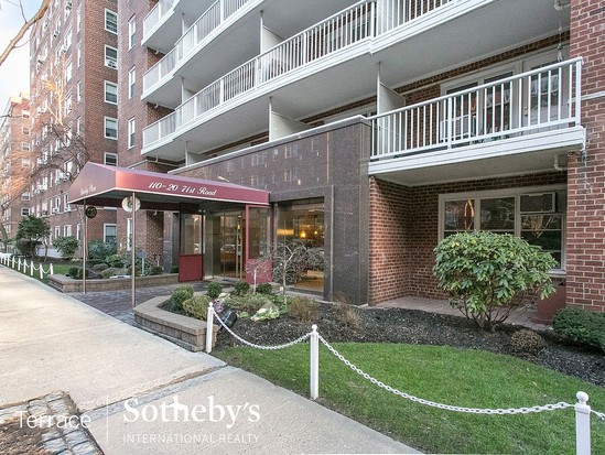 Condo for Sale Forest Hills, Queens