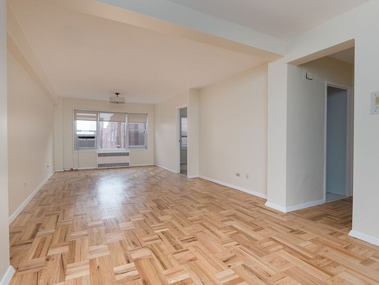 Condo for Sale Forest Hills, Queens