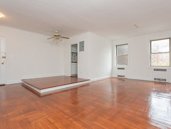 Condo for Sale Forest Hills, Queens