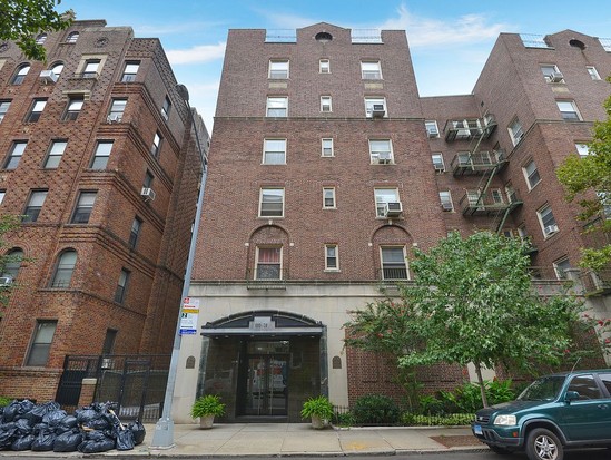 Condo for Sale Forest Hills, Queens