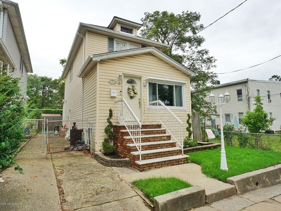 Single-family for Sale Tottenville, Staten Island