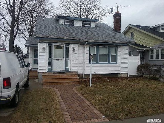 Single-family for Pre-foreclosure / auction St Albans, Queens