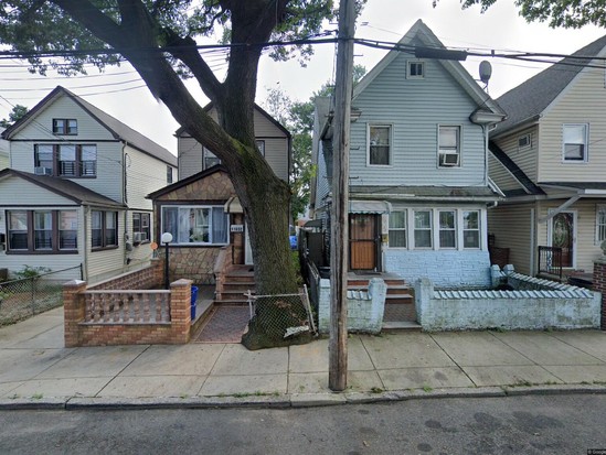 Single-family for Pre-foreclosure Jamaica, Queens