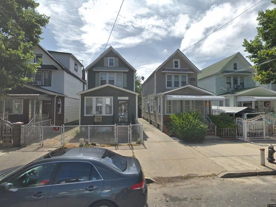 Single-family for Pre-foreclosure Jamaica, Queens