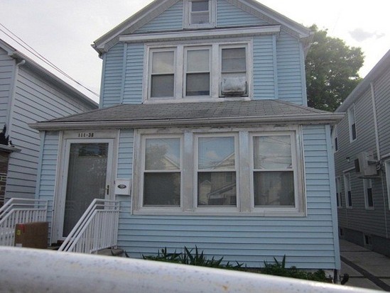 Single-family for Pre-foreclosure / auction South Richmond Hill, Queens