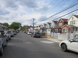 Home for Pre-foreclosure / auction South Richmond Hill, Queens