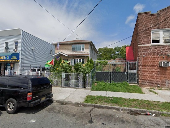 Multi-family for Pre-foreclosure Jamaica, Queens