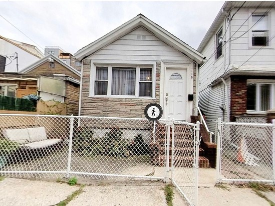 Single-family for Sale Brighton Beach, Brooklyn