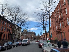 Home for Pre-foreclosure / auction Fort Greene, Brooklyn