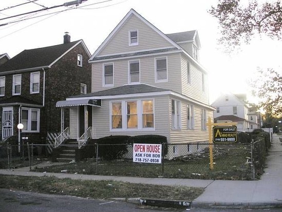 Single-family for Pre-foreclosure / auction St Albans, Queens