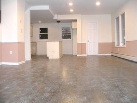 Home for Pre-foreclosure / auction St Albans, Queens