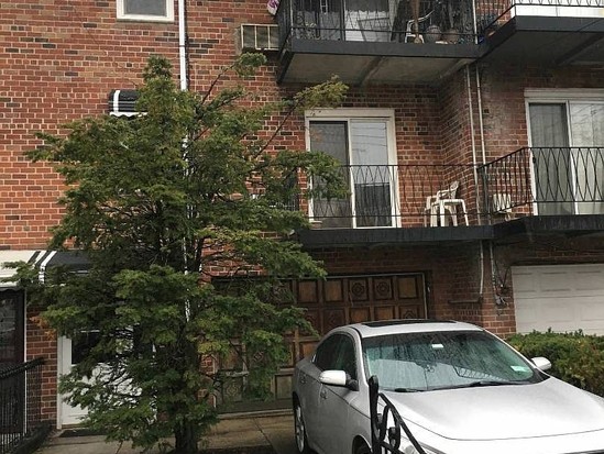 Multi-family for Pre-foreclosure / auction Canarsie, Brooklyn