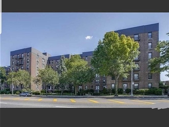 Condo for Sale North Corona, Queens