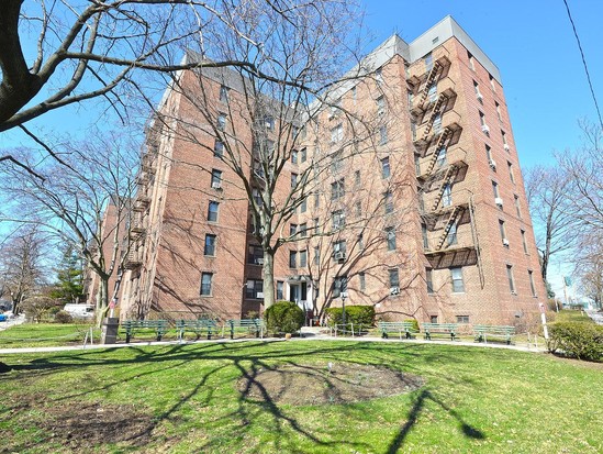 Condo for Sale North Corona, Queens