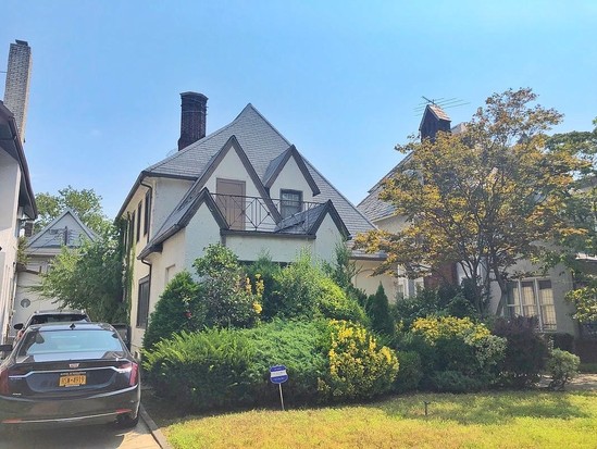 Single-family for Sale Midwood, Brooklyn