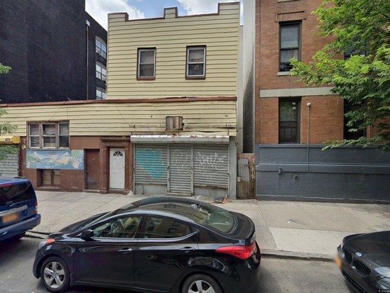 Multi-family for Pre-foreclosure / auction Concourse, Bronx