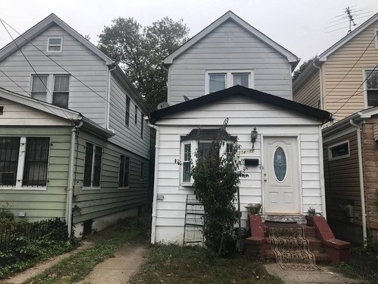 Single-family for Sale South Jamaica, Queens