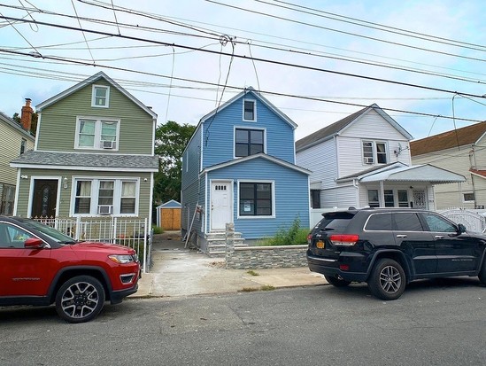 Multi-family for Sale South Ozone Park, Queens