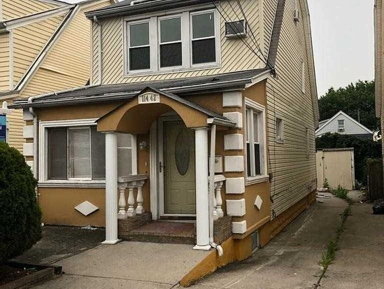 Single-family for Sale South Jamaica, Queens