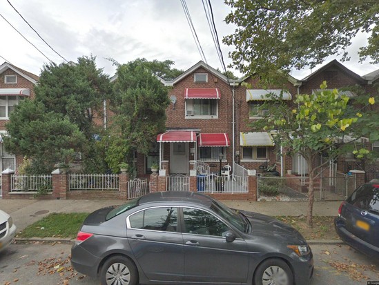 Single-family for Pre-foreclosure South Jamaica, Queens