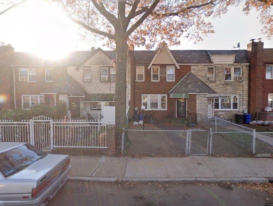 Single-family for Pre-foreclosure / auction St Albans, Queens