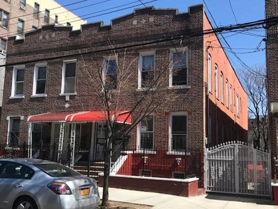 Multi-family for Sale Soundview, Bronx