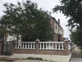 Home for Pre-foreclosure / auction South Ozone Park, Queens