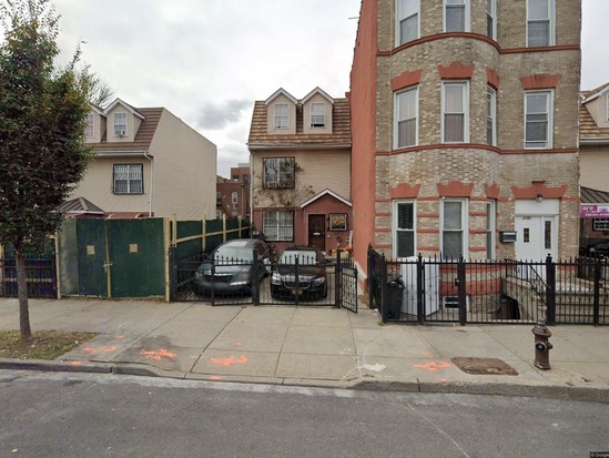 Multi-family for Sale Crotona Park East, Bronx