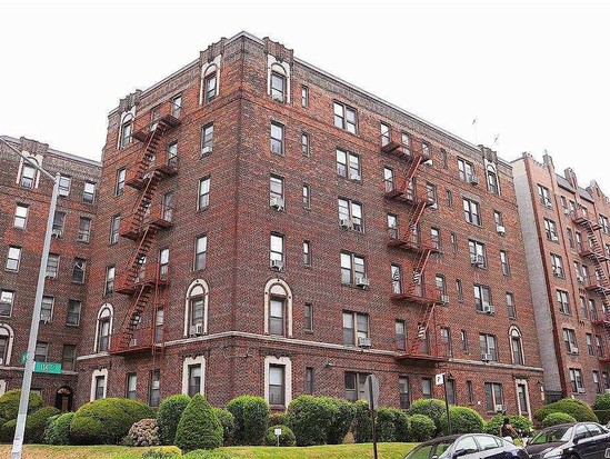 Condo for Sale Kew Gardens, Queens