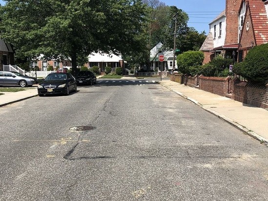 Single-family for Sale Cambria Heights, Queens