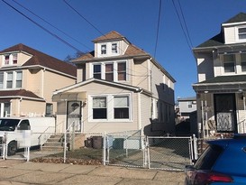 Home for Pre-foreclosure / auction South Ozone Park, Queens