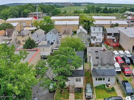 Home for Sale Travis, Staten Island