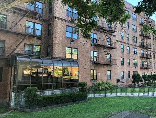 Condo for Sale Dongan Hills, Staten Island