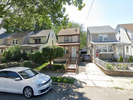 Single-family for Pre-foreclosure / auction South Jamaica, Queens