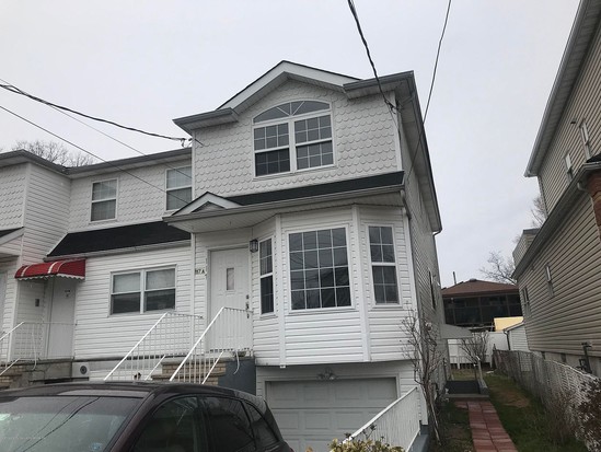 Single-family for Sale New Dorp Beach, Staten Island