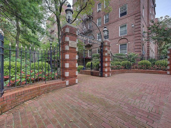 Condo for Sale Forest Park, Queens