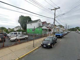 Home for Pre-foreclosure South Ozone Park, Queens