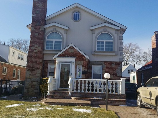 Single-family for Pre-foreclosure / auction Cambria Heights, Queens