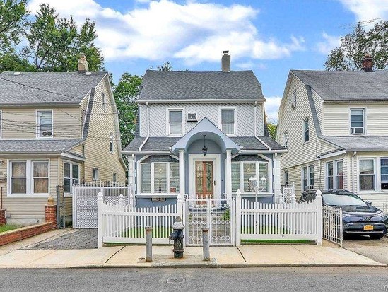 Single-family for Sale St Albans, Queens