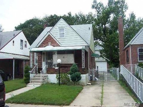 Single-family for Pre-foreclosure / auction Cambria Heights, Queens