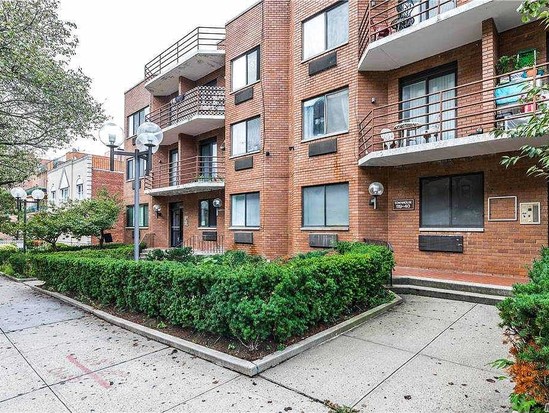 Condo for Sale Kew Gardens, Queens